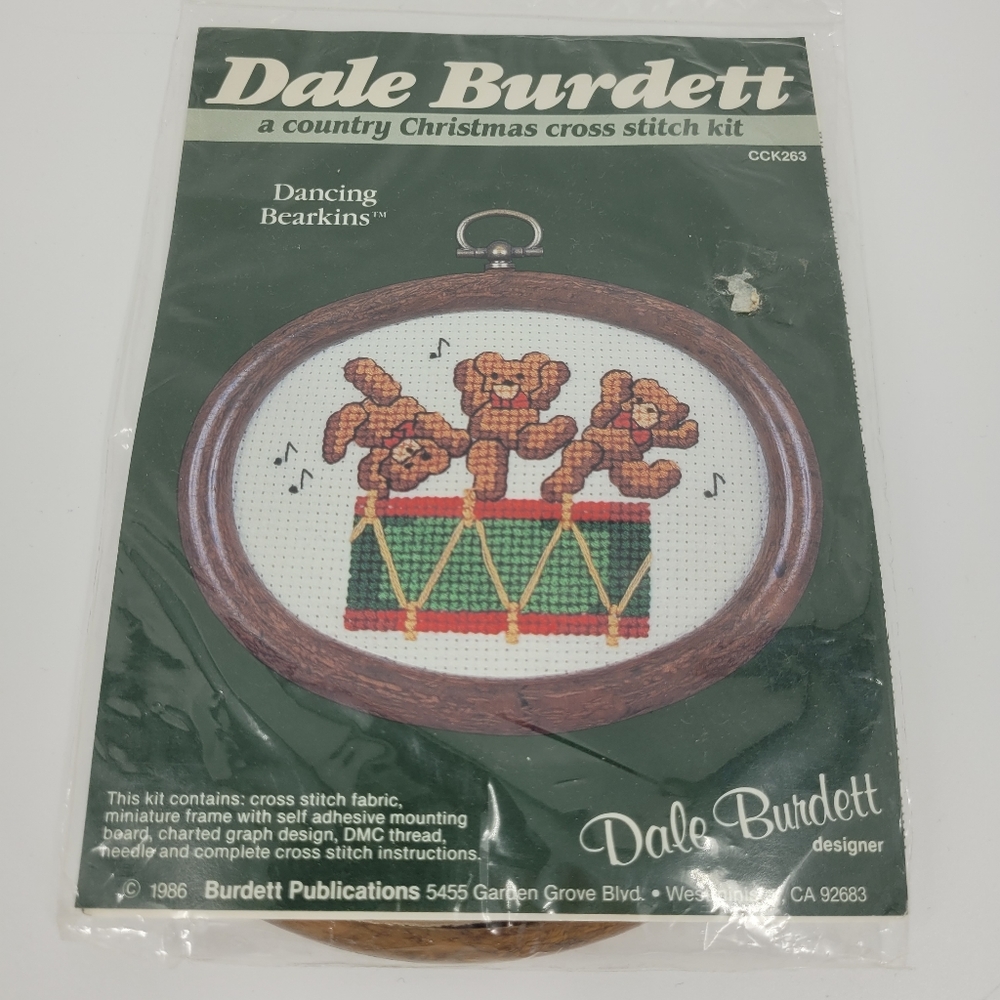 Dancing Bearkins Cross Stitch Kit Christmas Dale Burdett Bear Drum CCK 263 NEW
